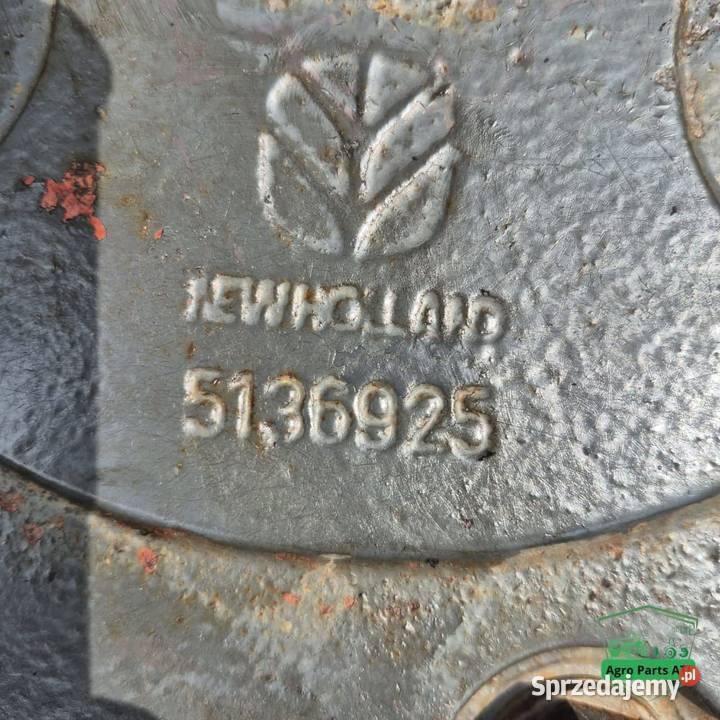 Zwolnica Zwrotnica Półoś CNH 5136925 Holland