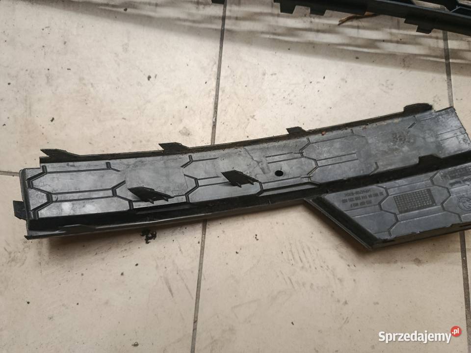 Skoda Octavia 3 lif kratka zderzaka przedniego Krasnystaw sprzedam