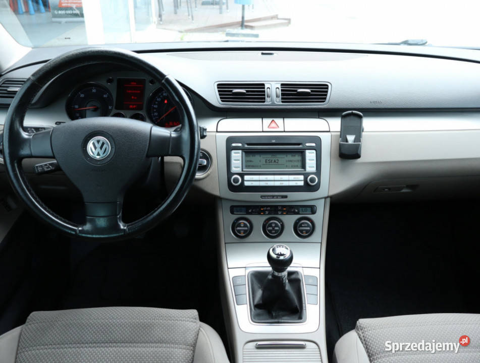 VW Passat 20 TDI radio