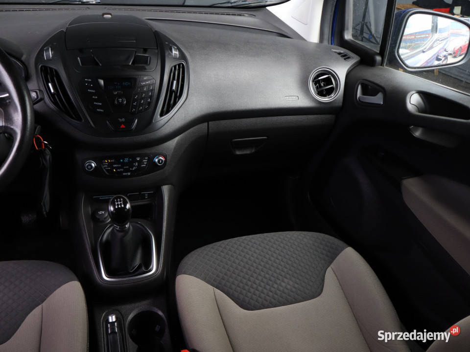 Ford Tourneo Courier 10 EcoBoost 74KM Bielany Wrocławskie sprzedam