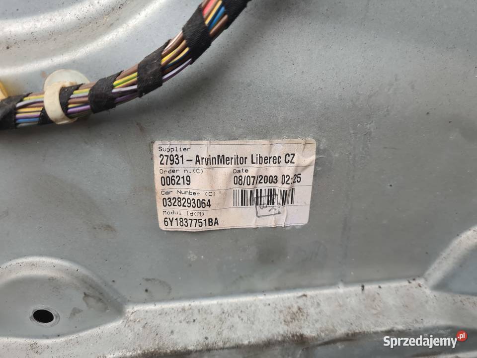 Podnosnik szyby prawy przod z blacha Skoda Fabia osobowe Poznań