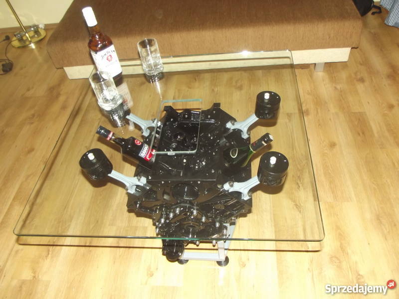 Stolik z silnika V6 Piotrkowice