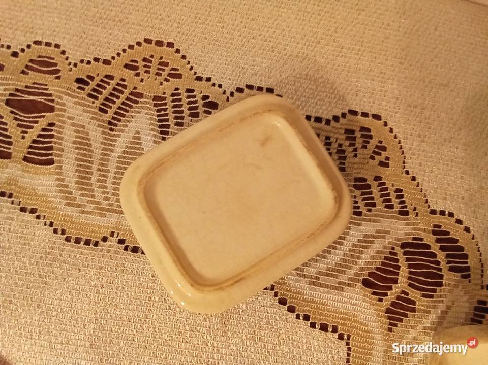 Mała maselnica pudełko porcelanowe z kwiatami Warszawa