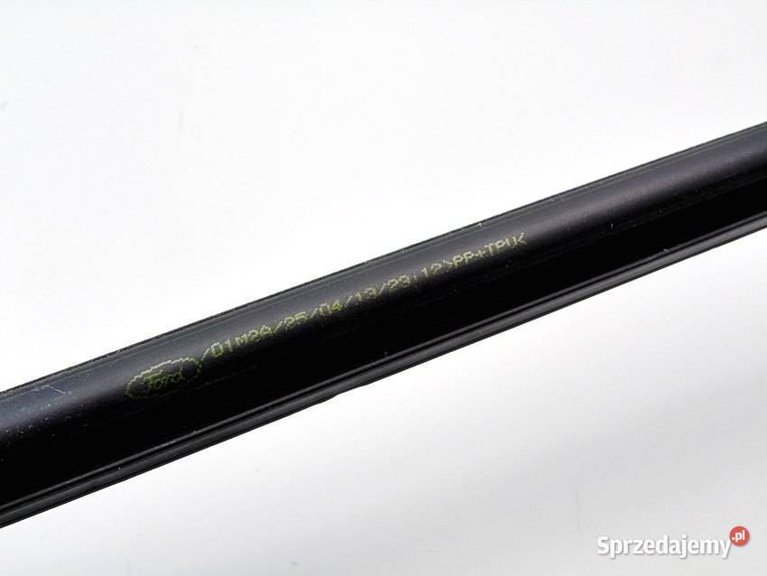 LISTWA ZGARNIAJĄCA PRAWY PRZÓD FOCUS 3 KOMBI Sosnowiec