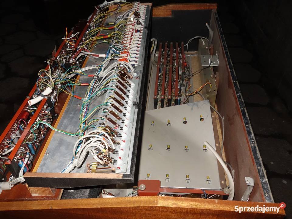 Organy elektroniczne VERMONA OV 251 z ET62 i ER9 śląskie Tarnowskie Góry