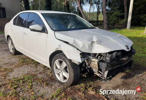 Skoda Octavia 20 2019 uszkodzona Olszowiec
