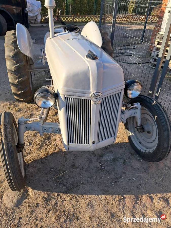 Ford 9N 1942r zabytek zabytkowy