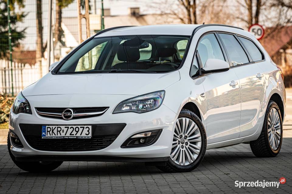 OPEL ASTRA 171256km Zalesie