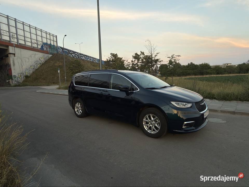 Chrysler Pacifica Touring 2022 36 V6 8 osób czujnik deszczu Warszawa
