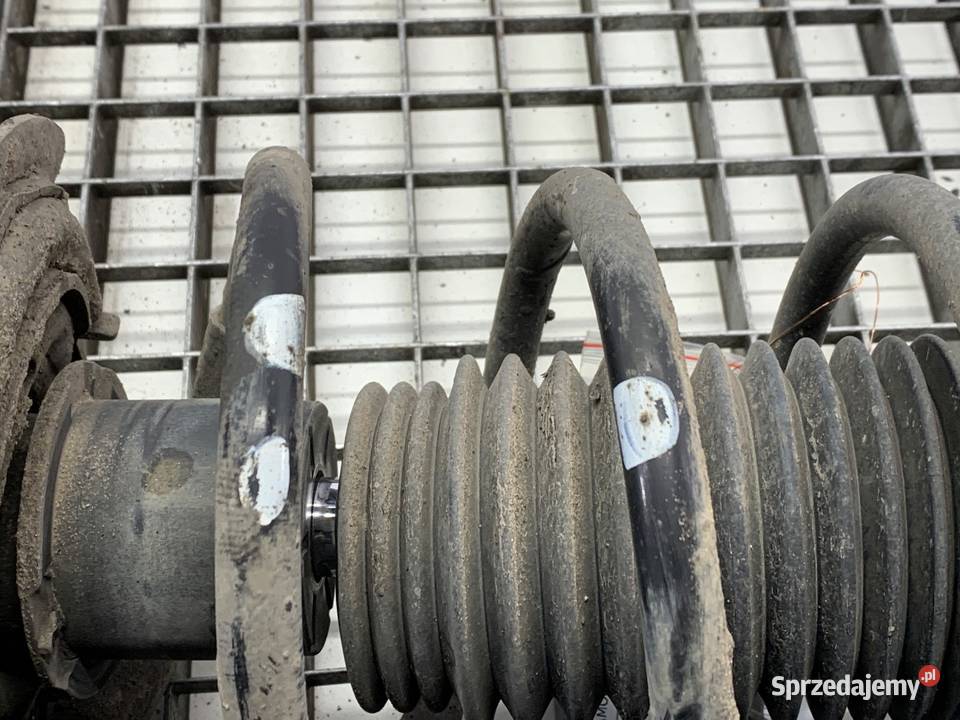 AMORTYZATOR PRAWY PRZÓD HYUNDAI i30 16