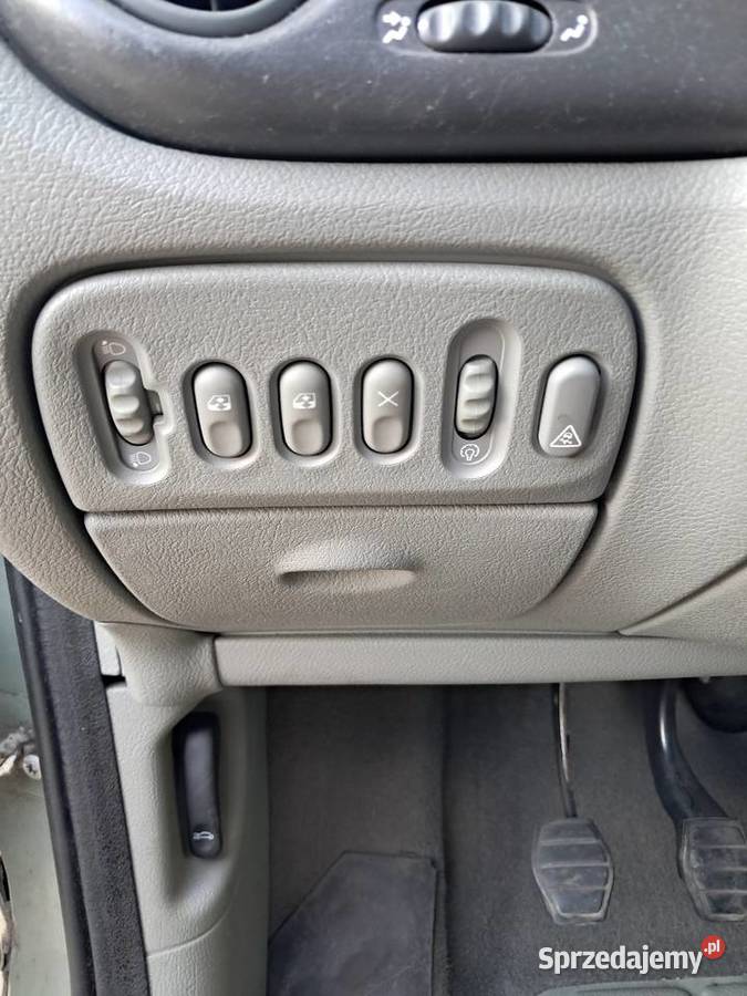 Renault Scenic Dynamique Lift 2001r 1616v Piła