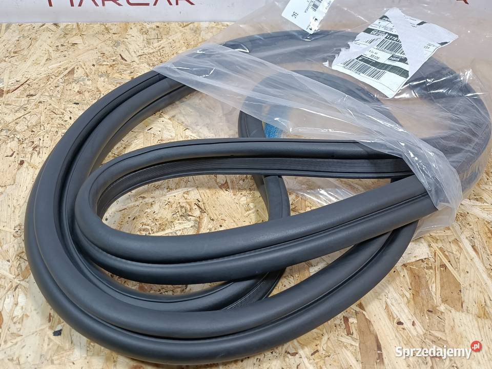 KIA CEED III 18 USZCZELKA KLAPY BAGAŻNIKA wielkopolskie