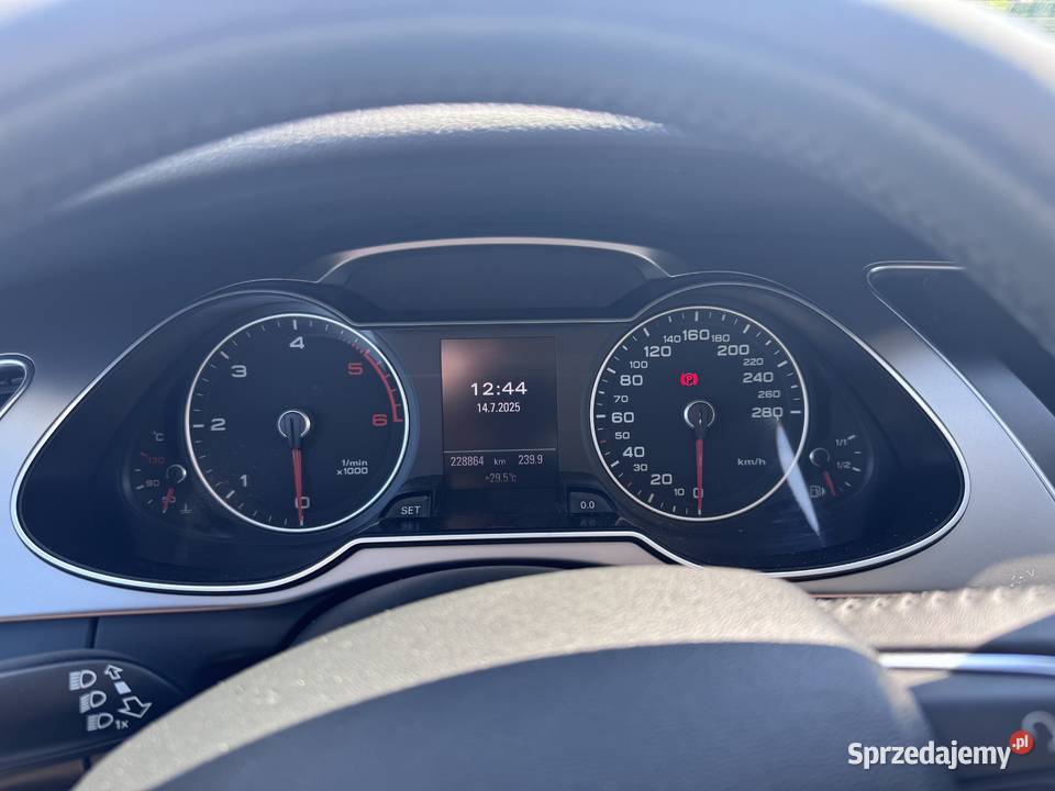 Audi A4 B8 20 TDI 177 1968cm3 Okonin