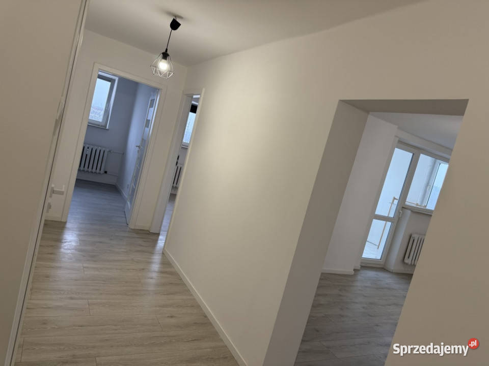 Funkcjonalne mieszkanie bezpośrednio metra 3 piętra i więcej mazowieckie Warszawa