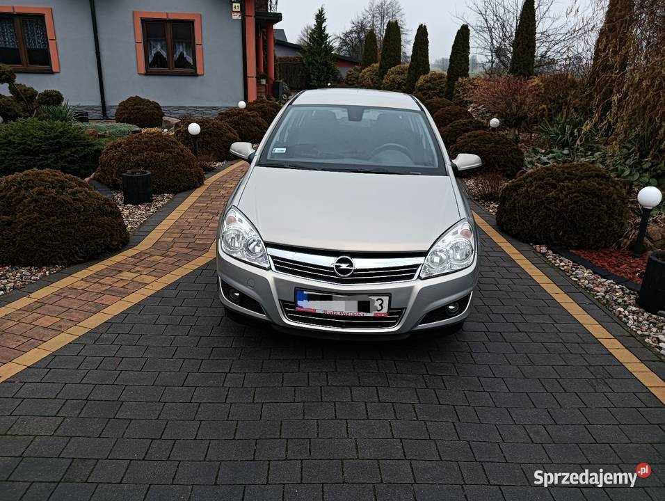 Opel Astra 16 benzyna