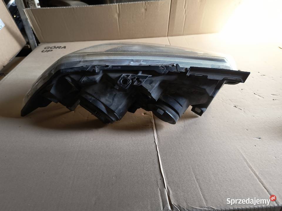 Renault Megane II lift 0609 Reflektor lewy Domasław