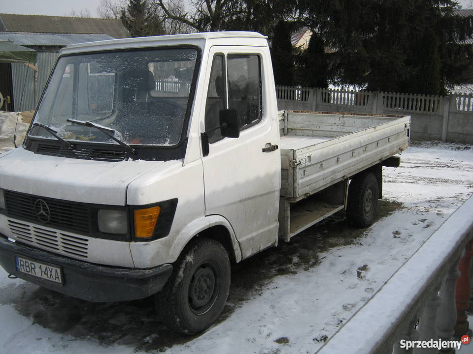 mercedes 307D kaczka Mercedes-Benz Staszów