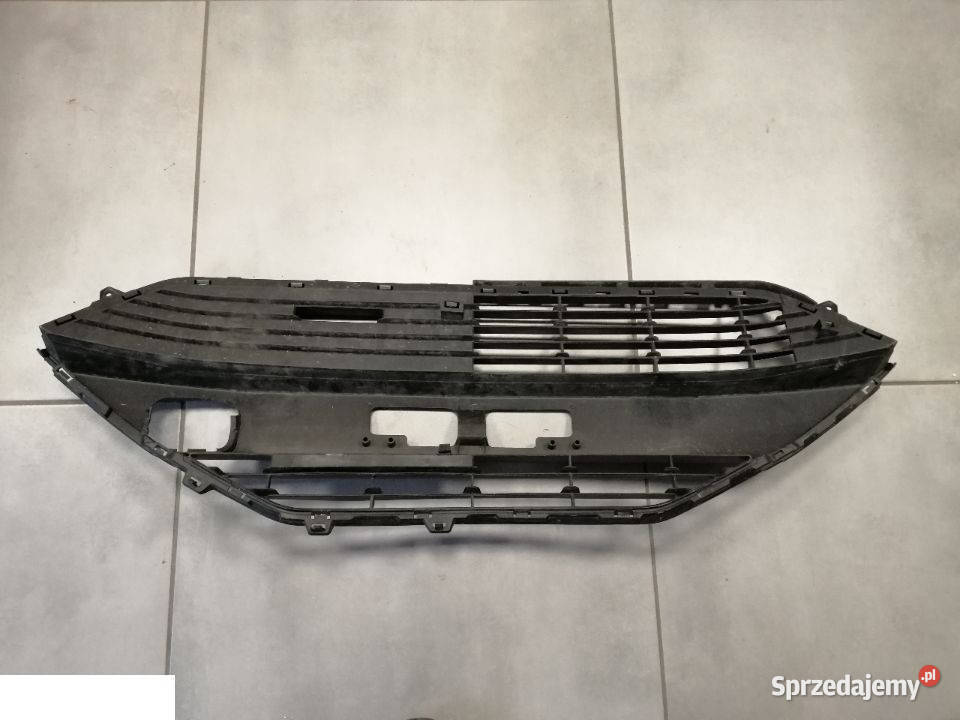Toyota aygo II atrapa kratka środkowa osobowe