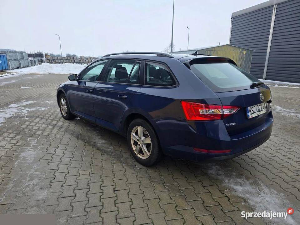 Skoda Superb 16 TDI Ambition 120 215r Salon mazowieckie