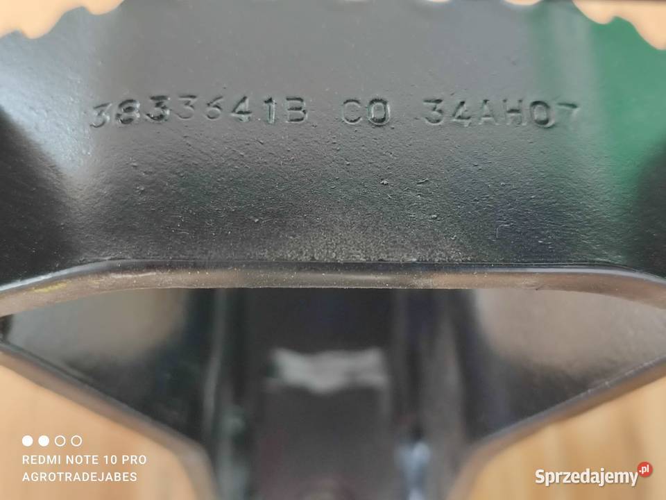 Stopień 3833641BCO34AH07 Atlas AR75