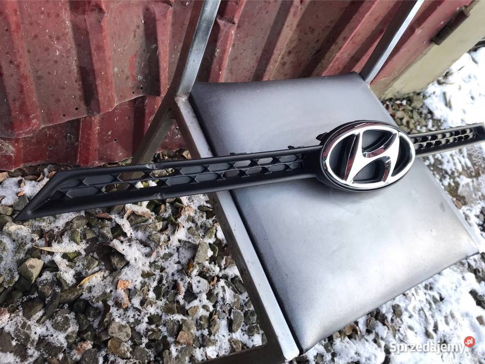 Hyundai I20 II lift 1418 Grill atrapa przód