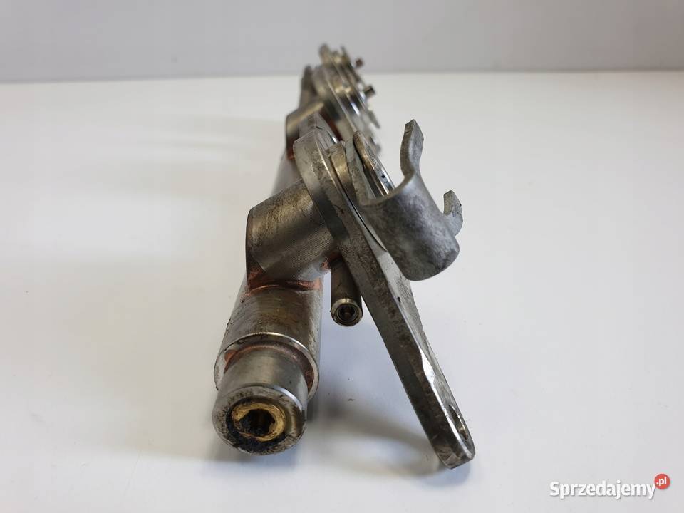 Mercedes W205 30 V6 LISTWA WTRYSKOWA A2760781345 Części samochodowe Janów