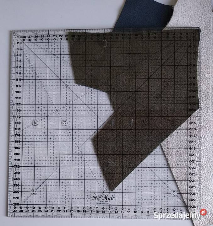 Skóra 400 g Licowa Włoska średnie i małe kawałki Gdańsk sprzedam