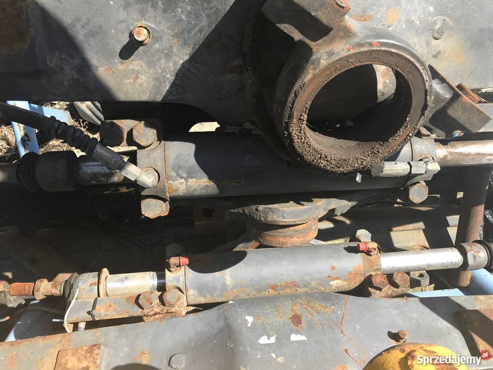 Most przedni Holland LB 115 rozdzielacze części Kosakowo