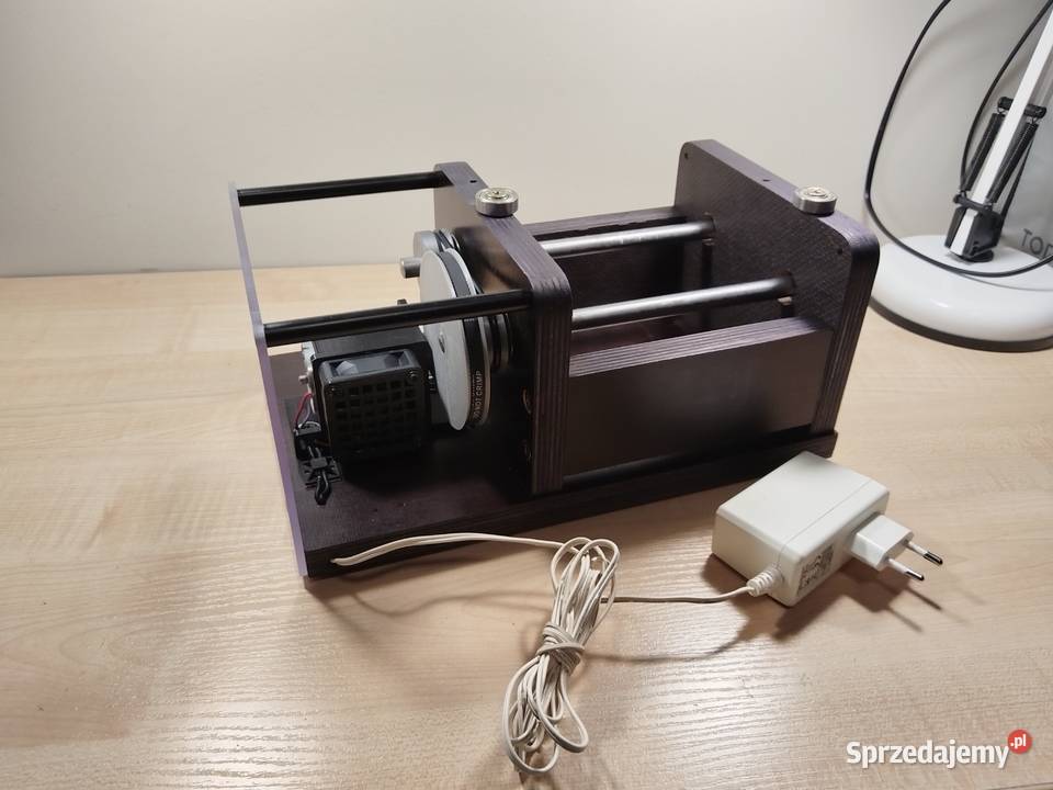 Młyn kulowy mini z zasilaczem sprzedam