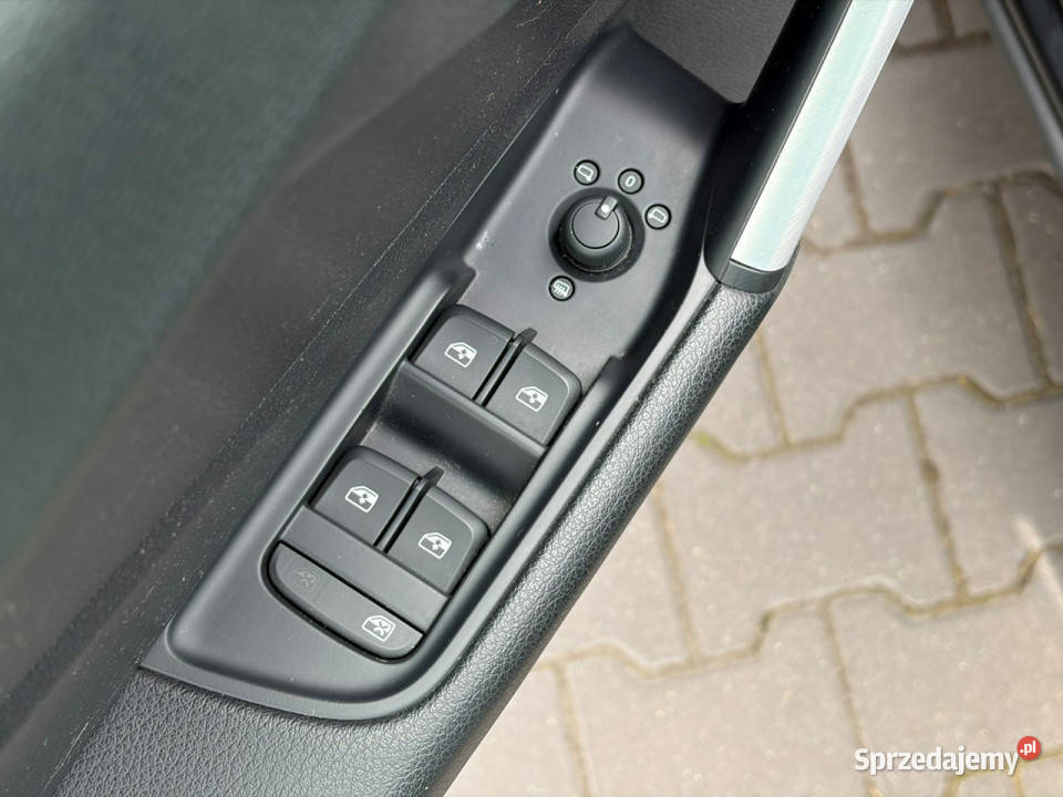 Audi Q2 15 benzyna 150 S tronic Full LED FV23 aluminiowe felgi Lipówki