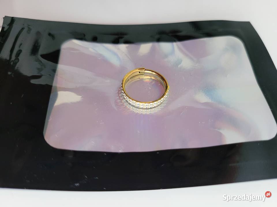 Kolczyk piercing kółko z tytanu wysadzane 2 Liszki sprzedam