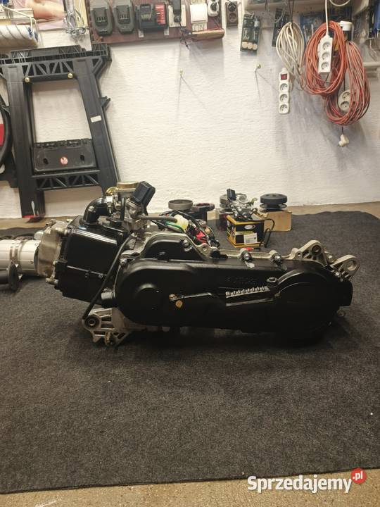 Silnik do skutera 80 50 4t części do skutera Iwonicz