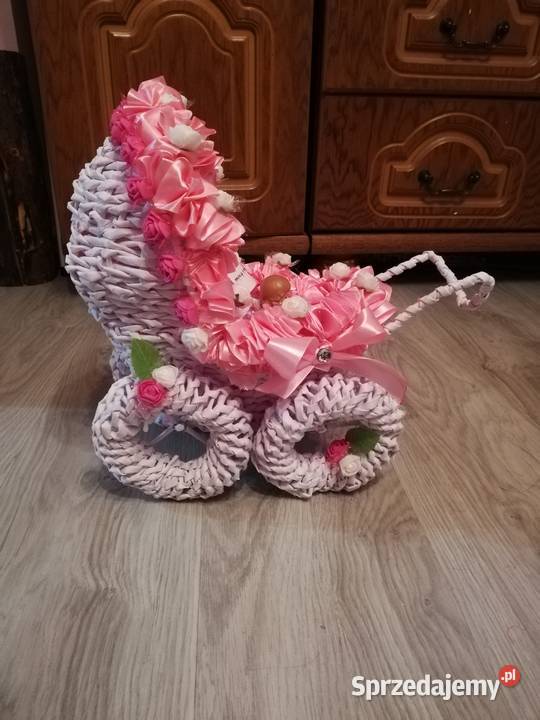 Wózek z wikliny papierowej Pamiątka na Chrzest Wyszków