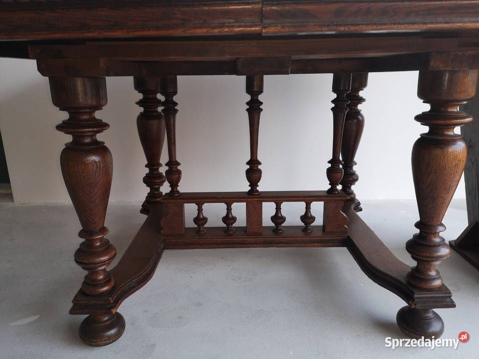 Stary rzeźbiony rozkładany stółdębowy Aleksandrów Łódzki