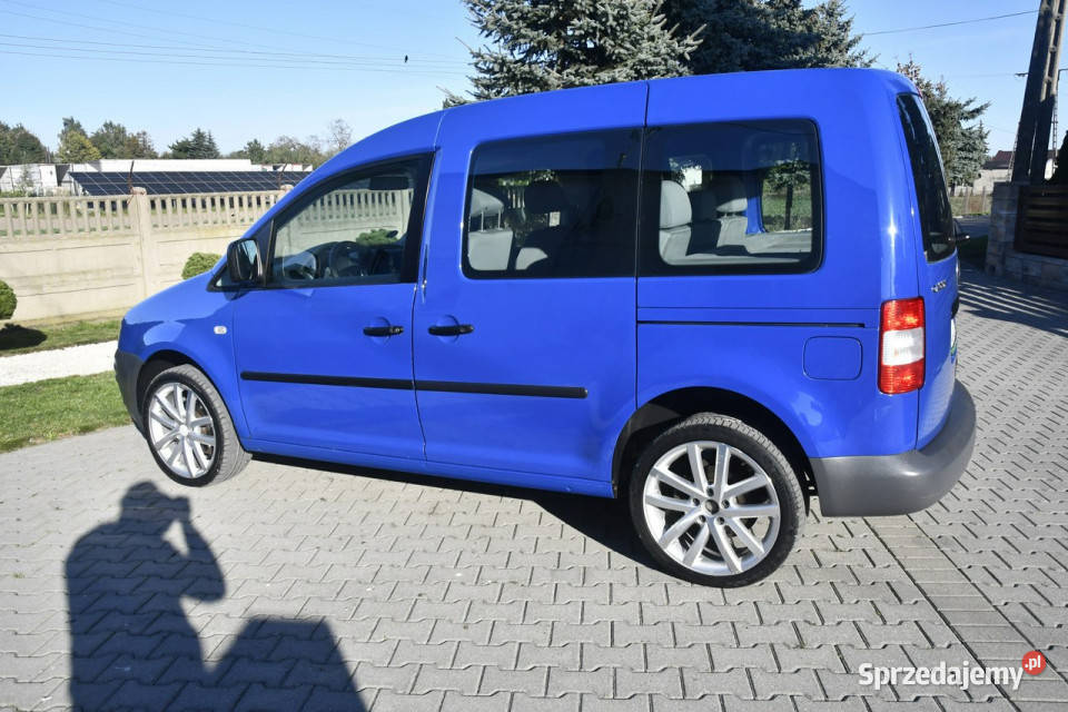 Volkswagen Caddy 16benz MPI 5 Kutno