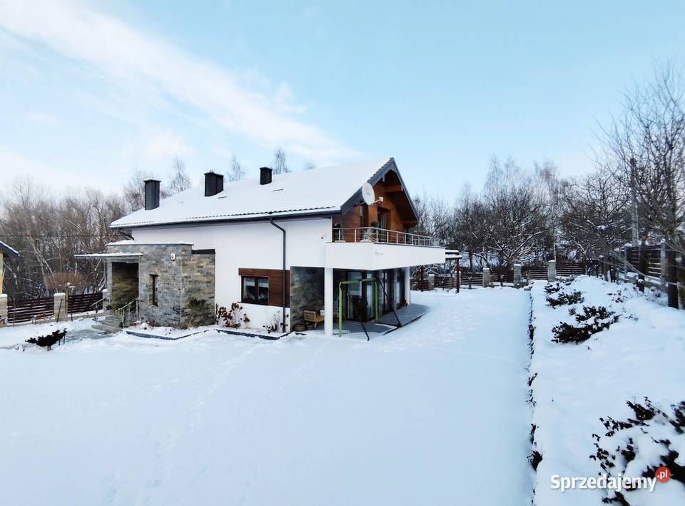 Nowoczesny komfortowy dom 221m2 na działce 15a Wieliczka