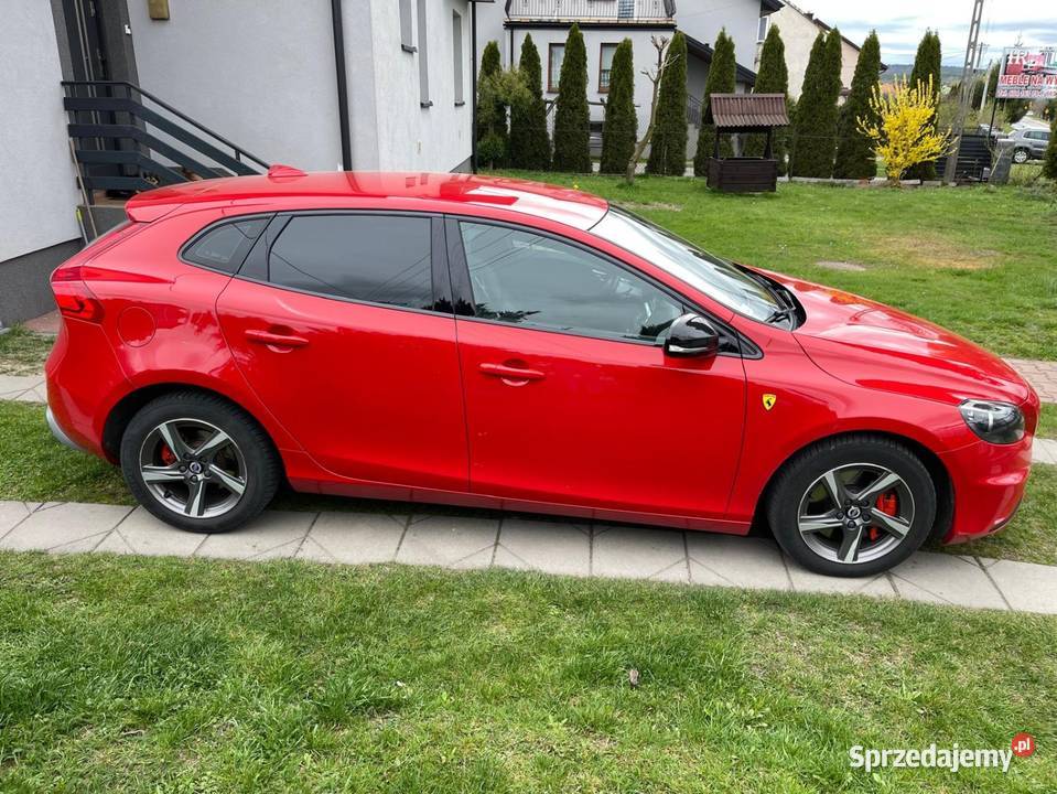 Volvo V40 rdesign 20 D4 2015r prywatne światła przeciwmgielne Przysucha