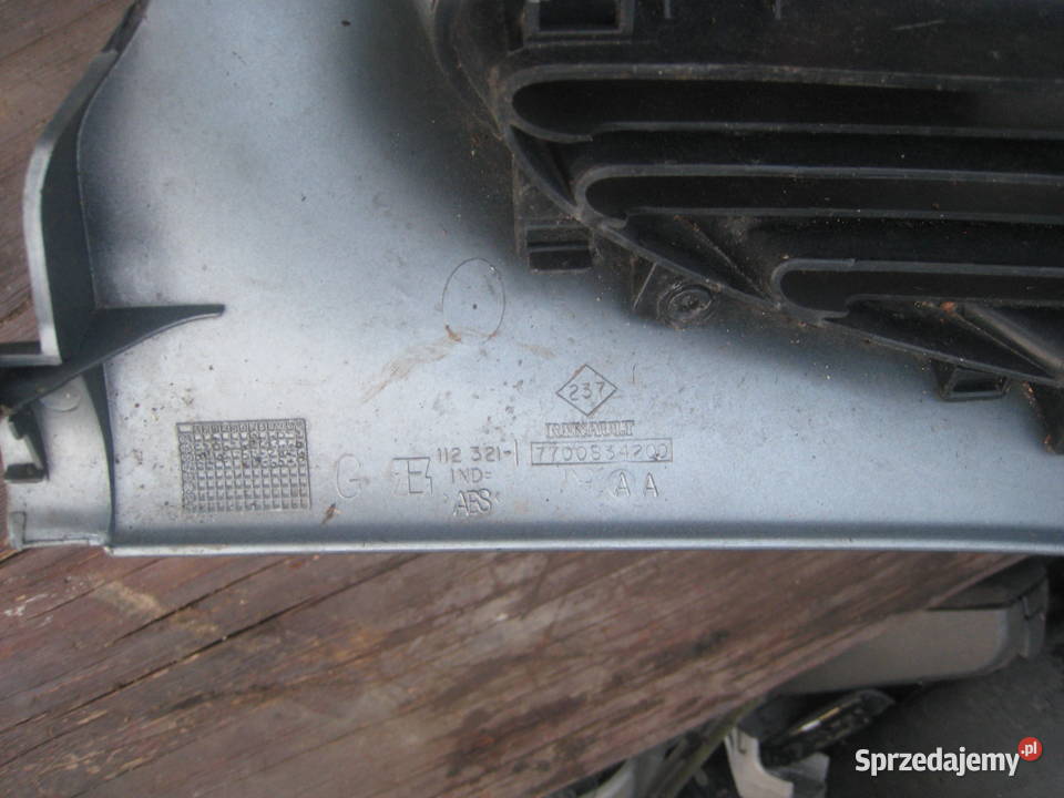 Grill Atrapa chłodnicy wlot powietrza Renault Karoseria Kraków