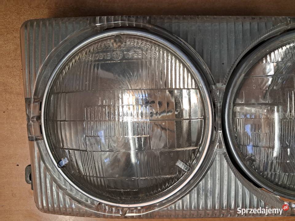 LAMPA PRZEDNIA LEWA MERCEDES W116 WERSJA USA Cieszyn