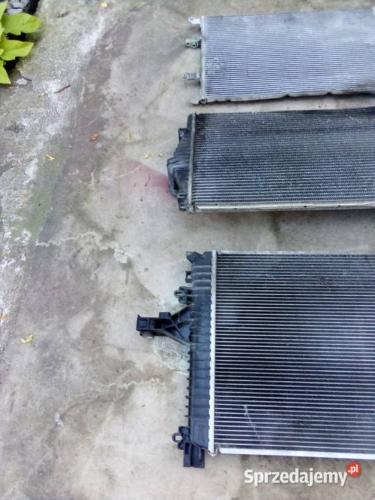 Chłodnica VOLVO V70 osobowe