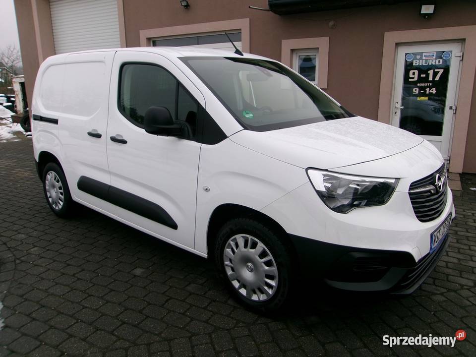 Opel Combo Cargo 15 d Blaszak Serwis