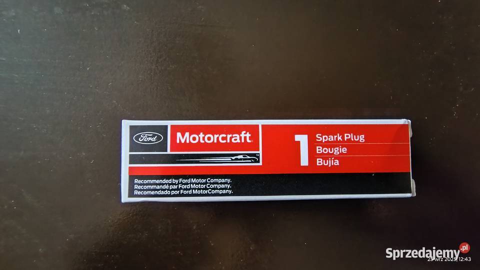 Komplet 4 nowych sztuk świec irydowych Motocraft osobowe Świece