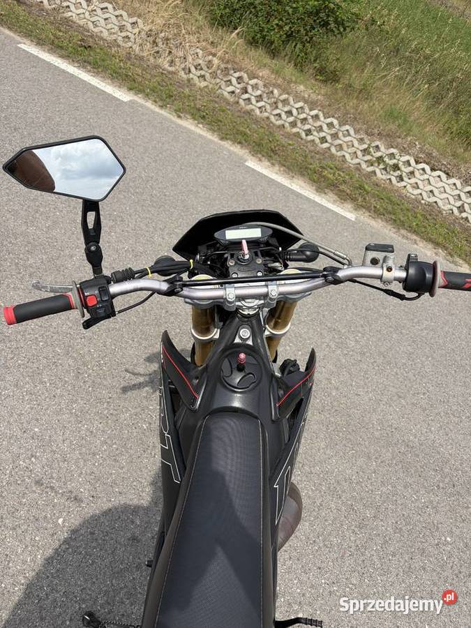 Motorower Rieju MRT Pro 50 Black series świętokrzyskie Trębowiec Duży sprzedam