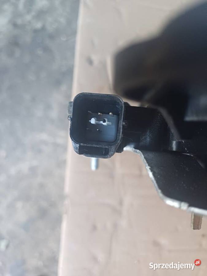 Kia Carnival lll zamek drzwi lewy tylni wielkopolskie Nowy Tomyśl sprzedam