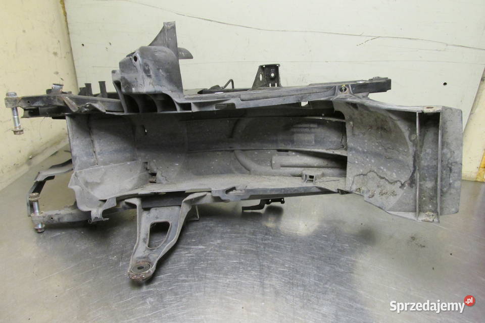 Stelaż ogon Honda NTV 700 07r Sandomierz