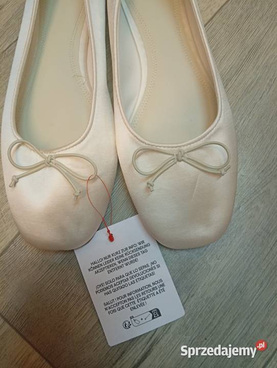 40 ASOS DesignBiałe baleriny z Londynu na Balerinki Kraków