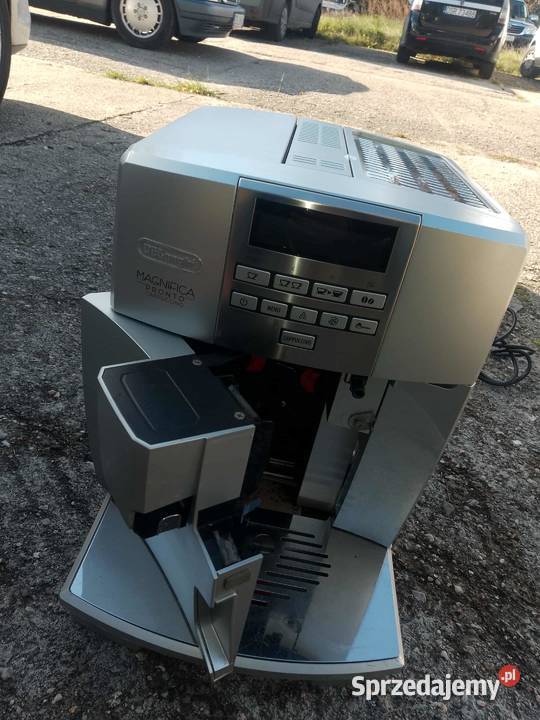 Ekspres do kawy Delonghi magnifica Pronto sprzedam