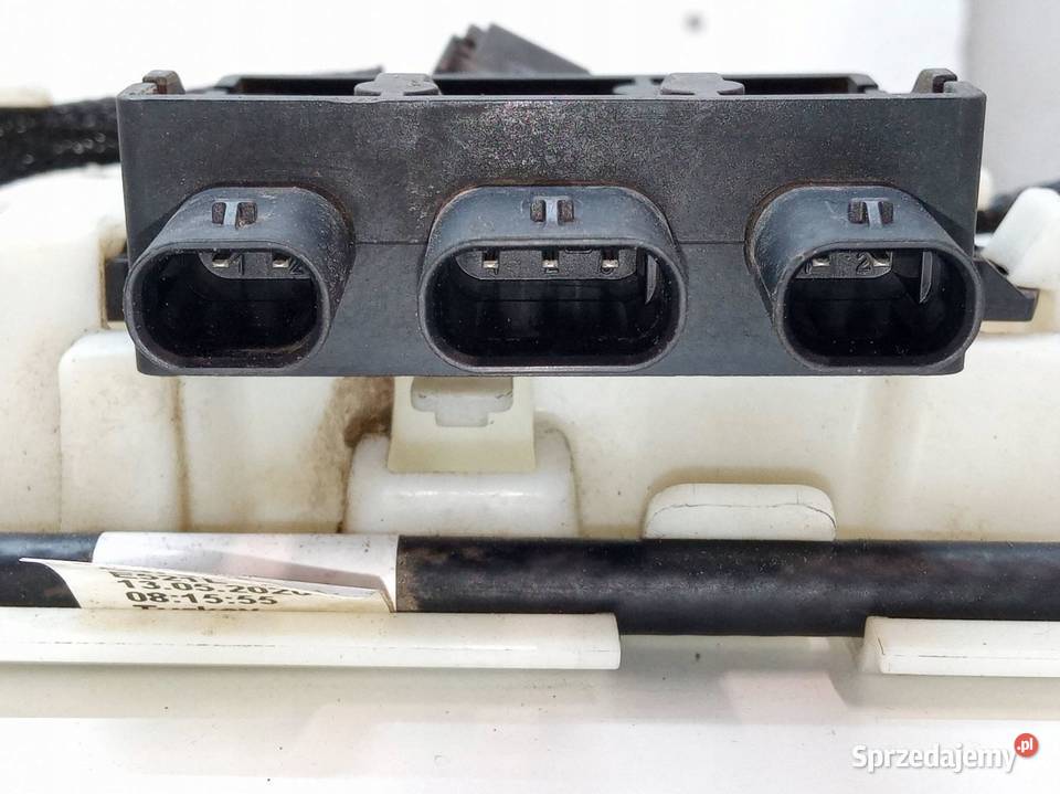 CZUJNIK SENSOR MODUŁ OTWIERANIA KLAPY GESTEM Rok produkcji 2015