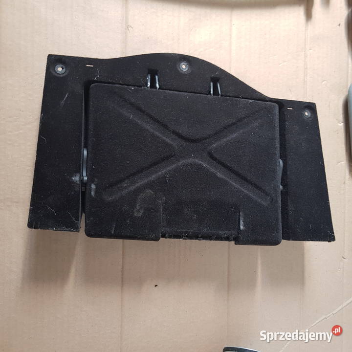 Schowek pasazera z kluczem popielniczka przycisk sprzedam