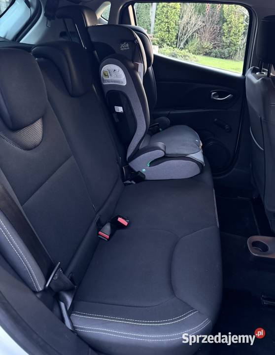 Renault ClioIV z 2018 roku z silnikiem 09 automatyczna